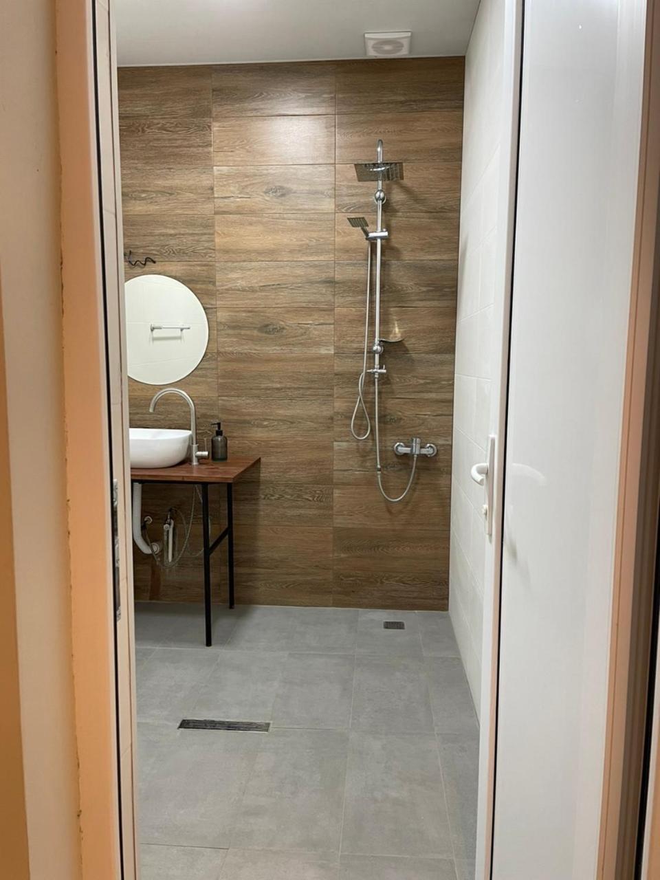 Twins Guest House 泰拉维 外观 照片